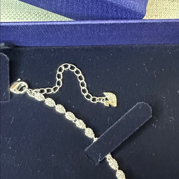 Swarovski Nice Necklace 
White, Rhodium plated - Picture 10 of 11